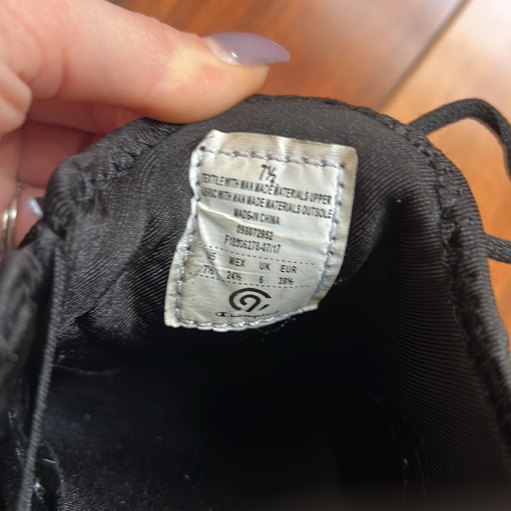Target Knit Sneakers - Picture 4 of 5
